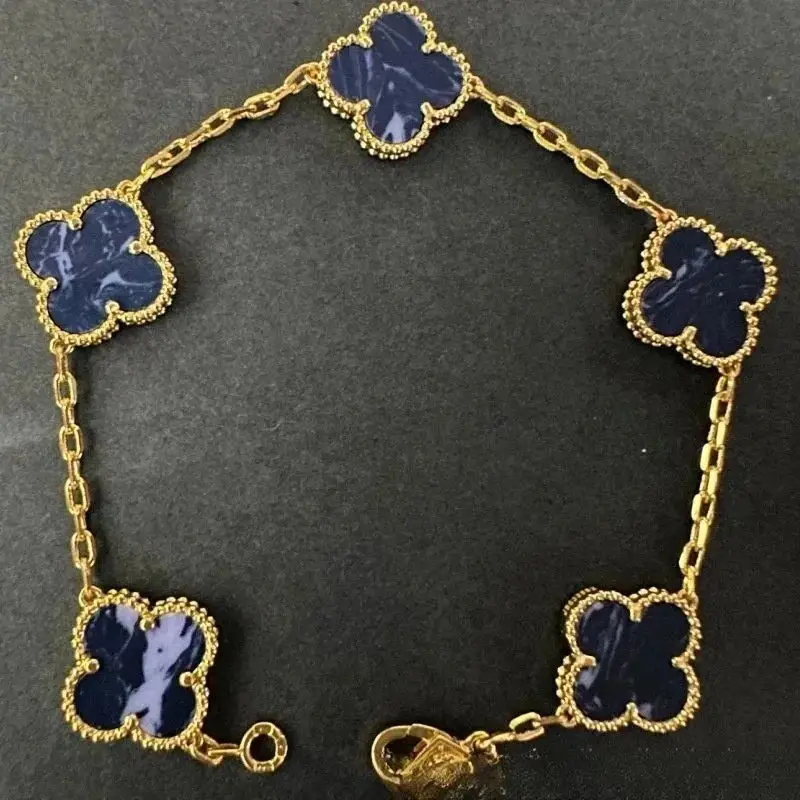 Van Cleef & Arpels Alhambra Bracelet [40 styles] 2