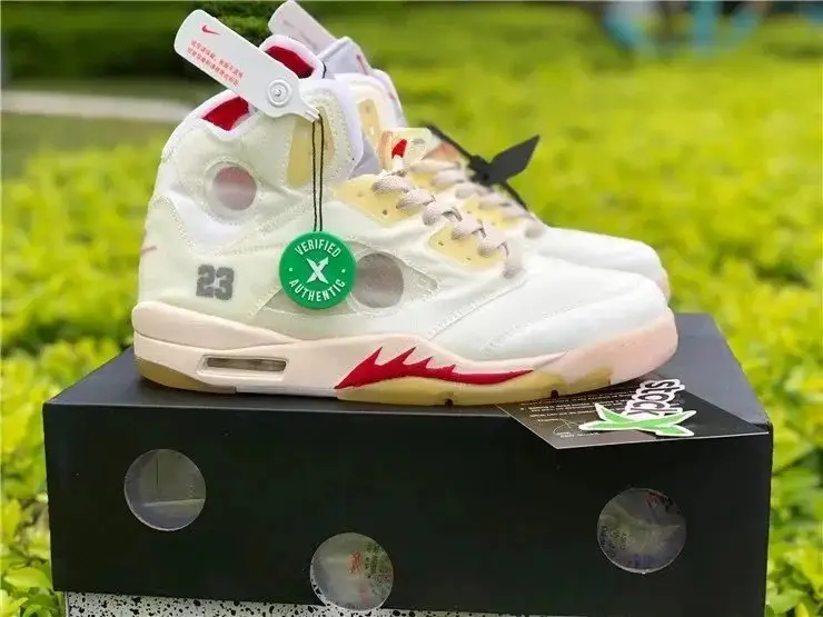 Air Jordan 5 2